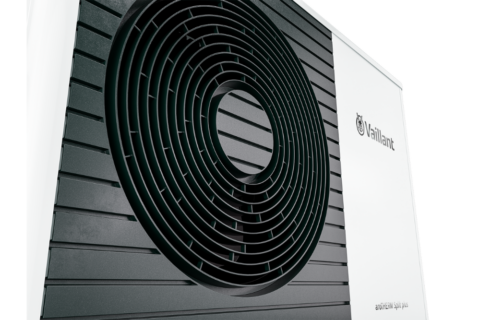 Vaillant toont nieuwe split warmtepomp met hoge tapwaterprestaties