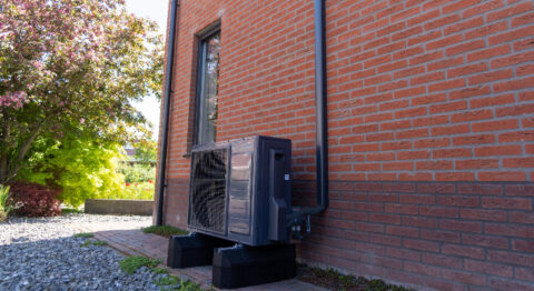 Zo wordt koelen met een hybride warmtepomp simpel