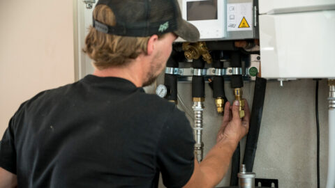 Installateurs merken: door oorlog met Iran groeit interesse in warmtepompen